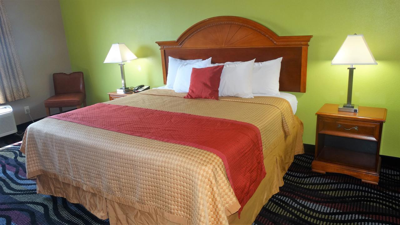 Oak Tree Inn & Suites Claxton Eksteriør bilde