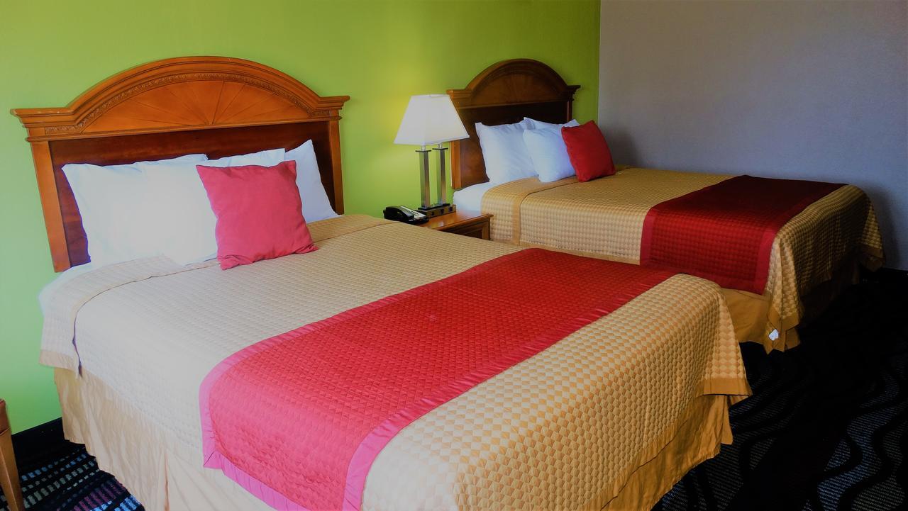 Oak Tree Inn & Suites Claxton Eksteriør bilde