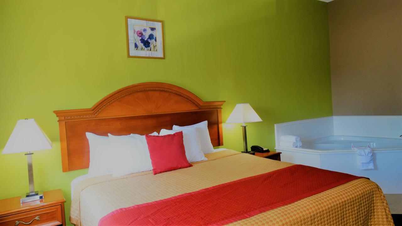 Oak Tree Inn & Suites Claxton Eksteriør bilde